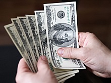 Риск подорожания доллара до 150 рублей оценили