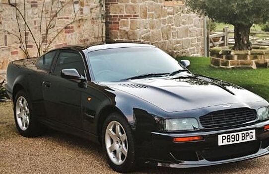 Aston Martin сэра Элтона Джона выставят на аукцион в Сильверстоуне