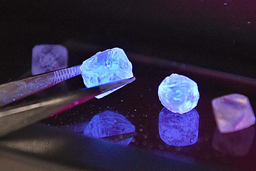 Экспорт алмазов из России восстановился