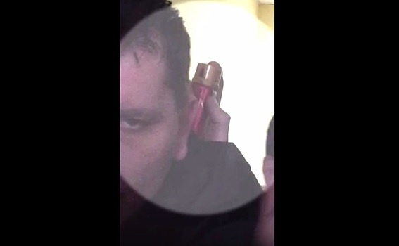 Эксклюзив. Распыления газового баллончика в калининградском банке сняли на видео