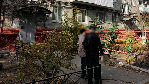 В Минздраве Саратовской области рассказали о состоянии выброшенных из окна девочек 