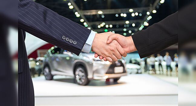 Продажи машин во Франции упали после кратковременного роста