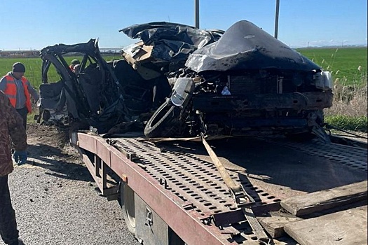 На Кубани в аварии с большегрузом погибли три человека