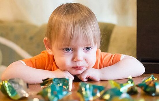 В Бердске четырехлетний сластена подбил детсадовцев на побег за конфетами