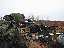 Группы спецназа отдельного гвардейского соединения ВДВ из Подмосковья отработали боевую стрельбу отделений в обороне