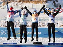 Многообещающий день на Олимпиаде: биатлонистки выиграли серебро, лыжники — две бронзы, лыжные акробаты — бронзу