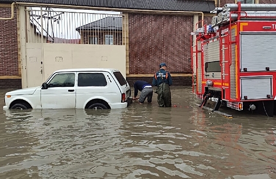В Махачкале затоплен ряд улиц после сильнейших ливней