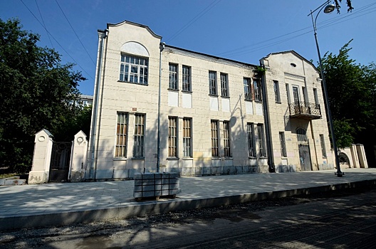 Здание-памятник в центре Екатеринбурга превратят в музей икон