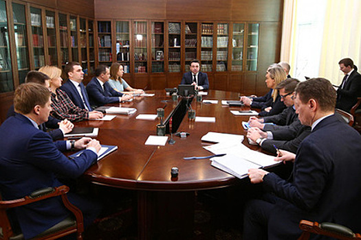 Воробьев обсудил вопросы защиты прав дольщиков