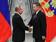Путин вручил высшие госнаграды в Кремле