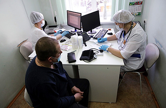В Москве со 2 декабря начнет работу новый регламент выдачи справок о медотводах к вакцинации