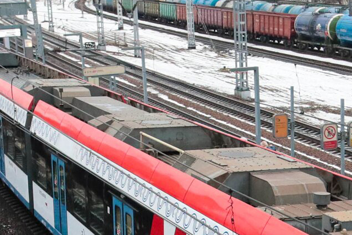 Погибший на МЦД-2 зацепер хотел продемонстрировать свою удаль друзьям