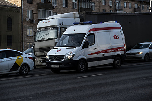 Четырех человек спасли при пожаре в квартире на юго‑западе Москвы
