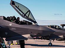 Министр ВВС США, посмотрев на Су и МиГ в небе Украины, отказывается от F-35