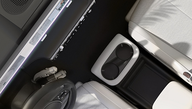 Hyundai представила снимки интерьера Ioniq 5