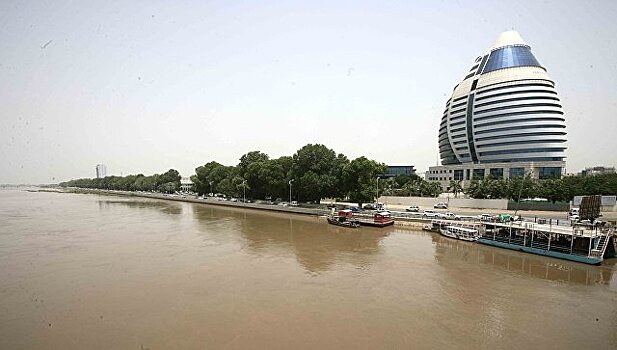 Названа предварительная причина смерти российского посла в Судане