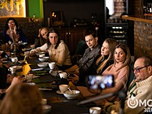 Куклы-марионетки, сцены фехтования и неоднозначные герои - премьера в театре "Арлекин"