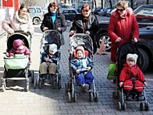 А где отец? В Перми обсуждают закон о поддержке молодых матерей
