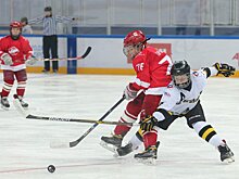 «Родители сказали: «Ты будешь новым Овечкиным, нагрузим тебя по 3 тренировки в день!» Он уже еле живой, весь сине-зеленый, а они еще и ругают». Экс-форвард «Ак Барса» Мусатов о детском хоккее