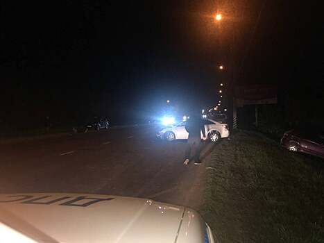 В Энгельсе водитель «Соляриса» пострадал после столкновения с «Шевроле»