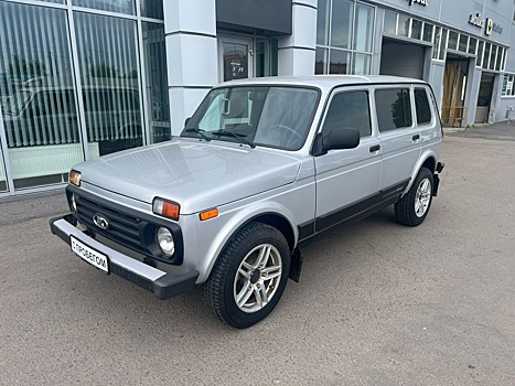 «АвтоВАЗ» отзывает почти 23 000 Lada, проданных без подушек безопасности и кнопки SOS. Что делать владельцам