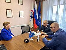 Сенатор Андрей Кислов провел прием граждан в Красноярском районе