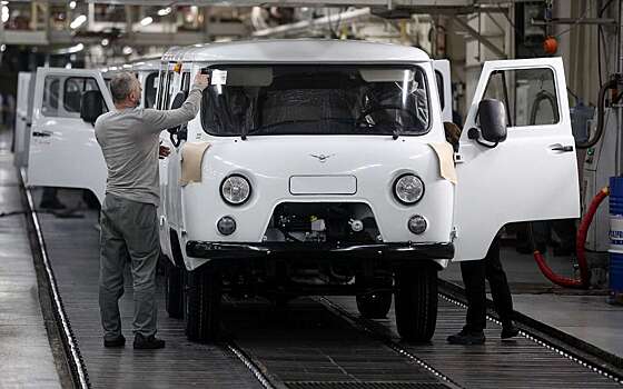 «Буханка» потеряла место в лидерах рынка коммерческой техники