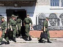 Если бы пацаны служили в армии два года, смогли бы они сдержать атаки ВСУ под Курском?