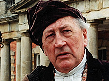 Умер Бернард Хептон