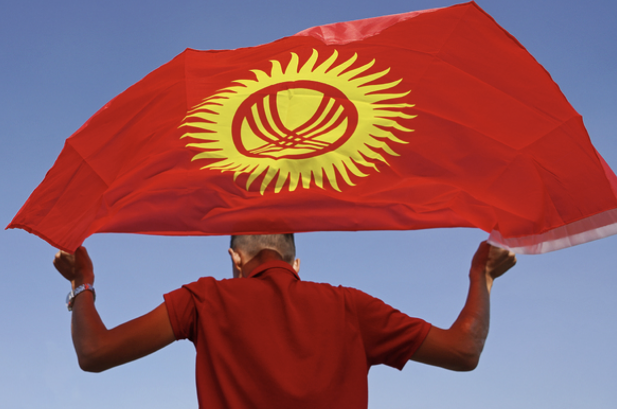 МИД Киргизии призвал СМИ не нагнетать ситуацию после беспорядков в Бишкеке