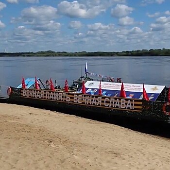 Плавучий музей "Паром Памяти" прибыл в Ульяновск