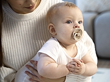 Соска для младенца — вселенское зло или удобный помощник