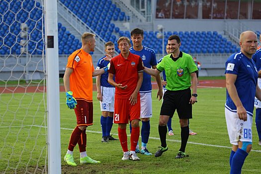 Футболисты «Енисея» не смогли победить «Динамо-Брянск»