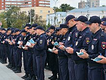 В центре Пензы собрали сотрудников патрульно-постовой службы