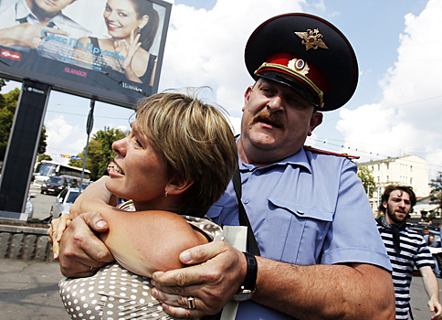 Тест: Что делать, если вас задержала полиция?