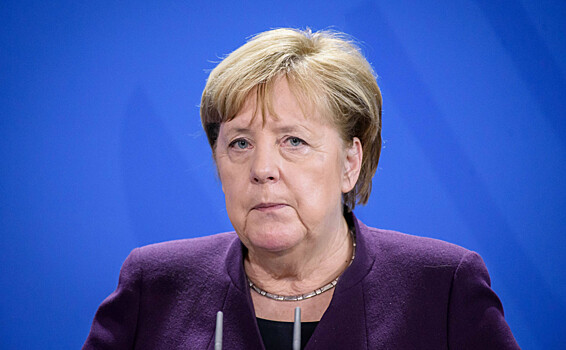 Меркель назвала "хорошими" данные по "Спутнику V"
