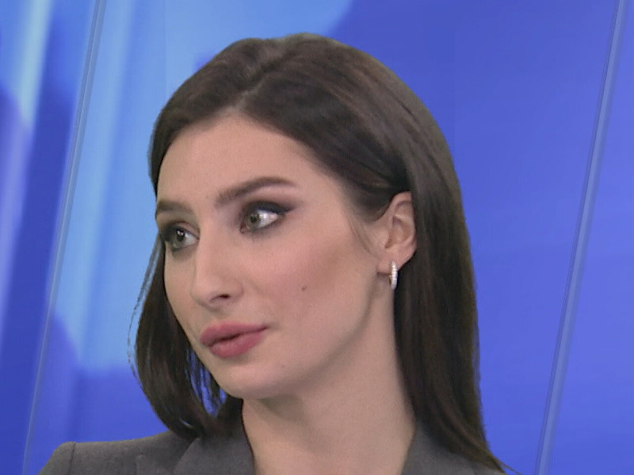 Канал мир телеведущие. Канал мир телеведущие. Телеведущие мир 24. Канал мир телеведущие. Канал мир телеведущие.