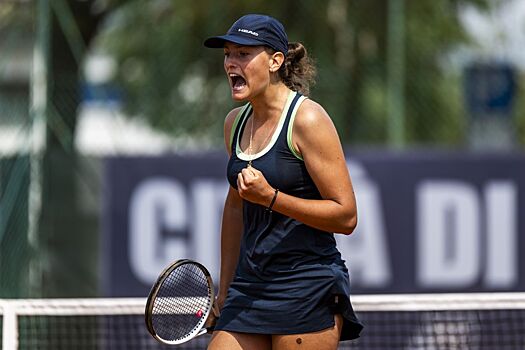 Елена Приданкина не смогла выйти в четвертьфинал турнира WTA-250 в Цзюцзяне