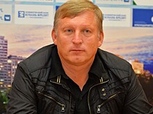 В «Крыльях Советов» опровергли информацию об отставке Осинькина