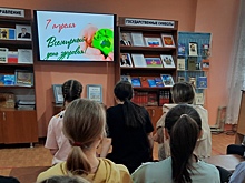 Выселковских студентов провели «Через книгу к здоровью»