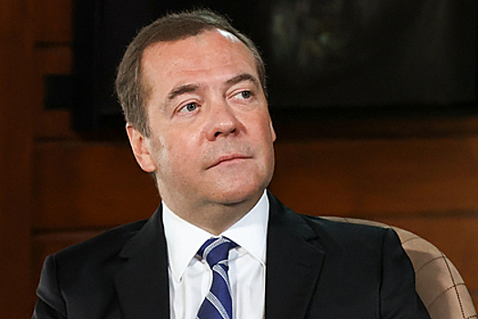 Медведев ответил на вопрос о возможности нового локдауна в России
