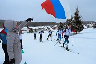 Легков и Устюгов победили в командном спринте в финале лыжного Кубка России