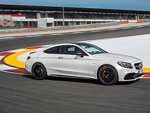 Mercedes-Benz представил конкурента BMW M4