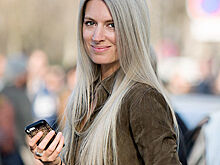 Седина не признак старения: объясняет врач-трихолог