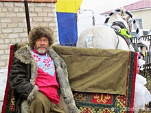Власти Среднего Урала поддержат рыжих и косарей деньгами