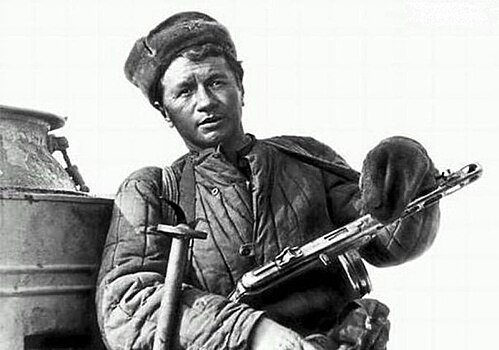 Что значит ватник для русского человека