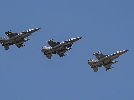 Зеленский заявил, что ряд стран затягивают процесс подготовки украинских пилотов на F-16