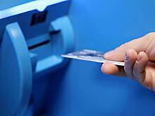 В России могут ввести лимит банковских карт на человека