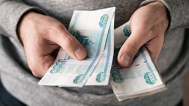 Как самозанятому встать на учёт по безработице и получать пособие