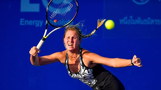 Захарова вышла во второй круг турнира WTA 500 в Лондоне, Касаткина вылетела